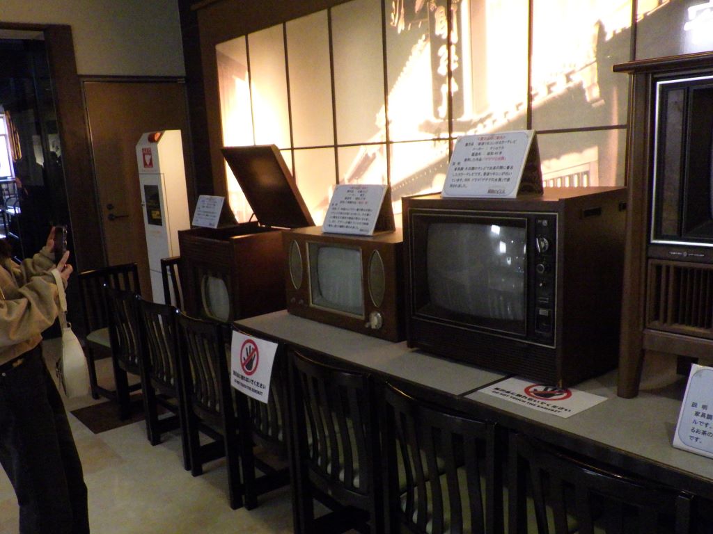 ブラウン管テレビ