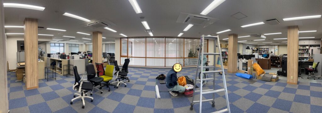 2工区まで貼替完了、残りは3工区のみ